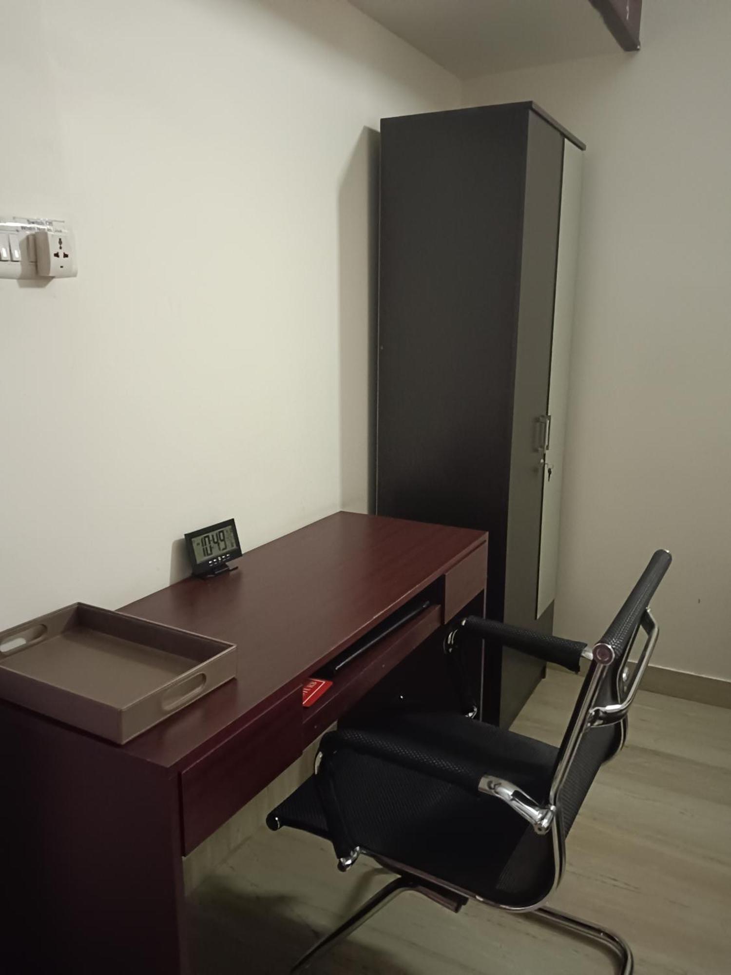 Iris Comfort Inn チェンナイ エクステリア 写真